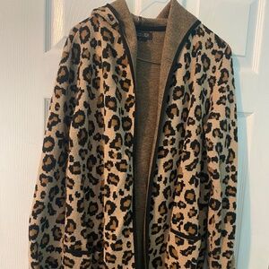 Rachel Zoe Animal Print sweater size Large